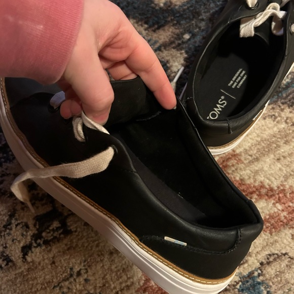 Alex Black Women’s TOMS Sneakers 10 - Picture 5 of 6